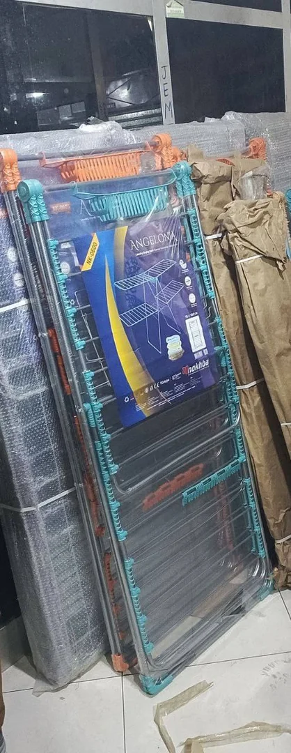 ወፍራሙ የቱርክ የልብስ ማስጫ