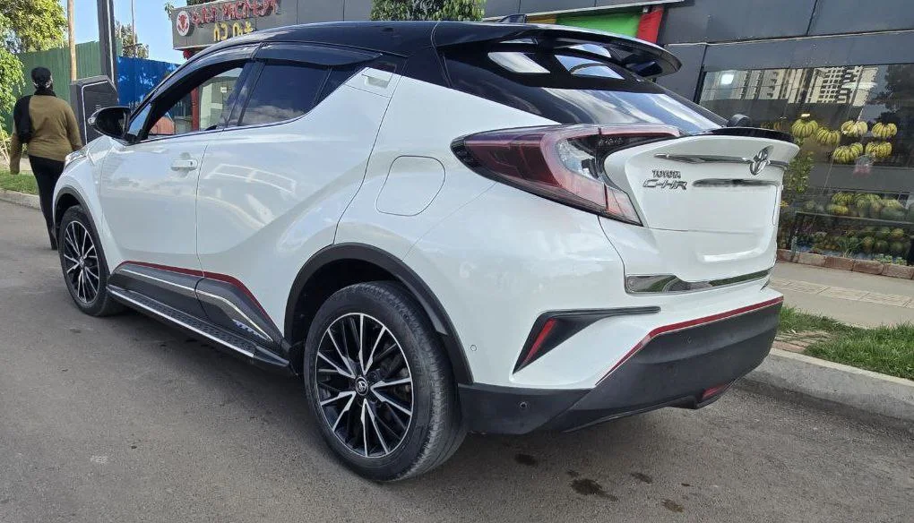 2020 Model-Toyota Ch-R