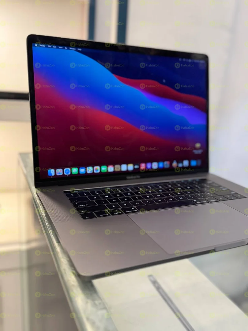 Apple Macbook Pro 2016 Laptop