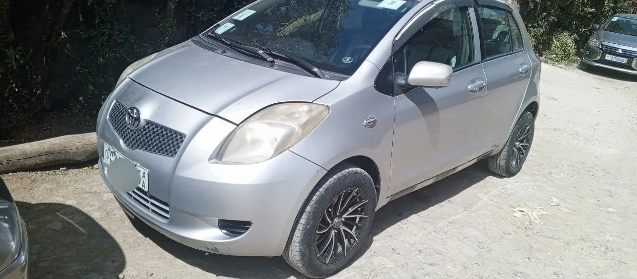 2006 Model-Toyota Yaris
