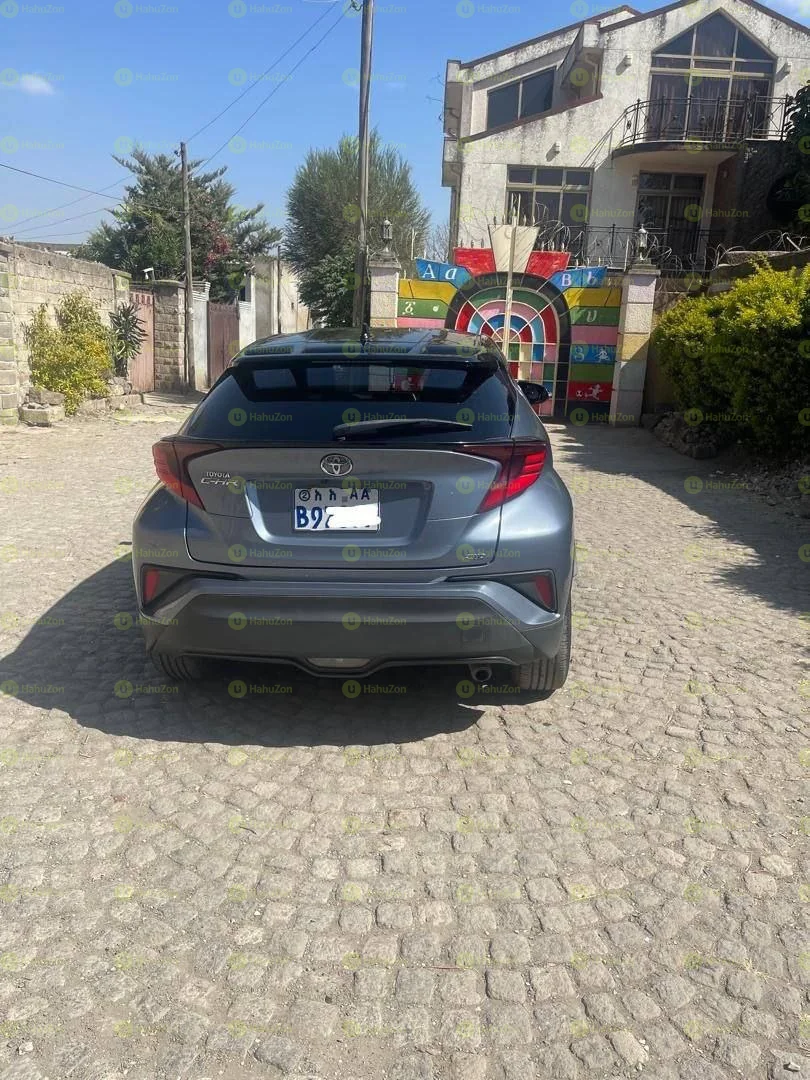 2021 Model-Toyota Ch-R