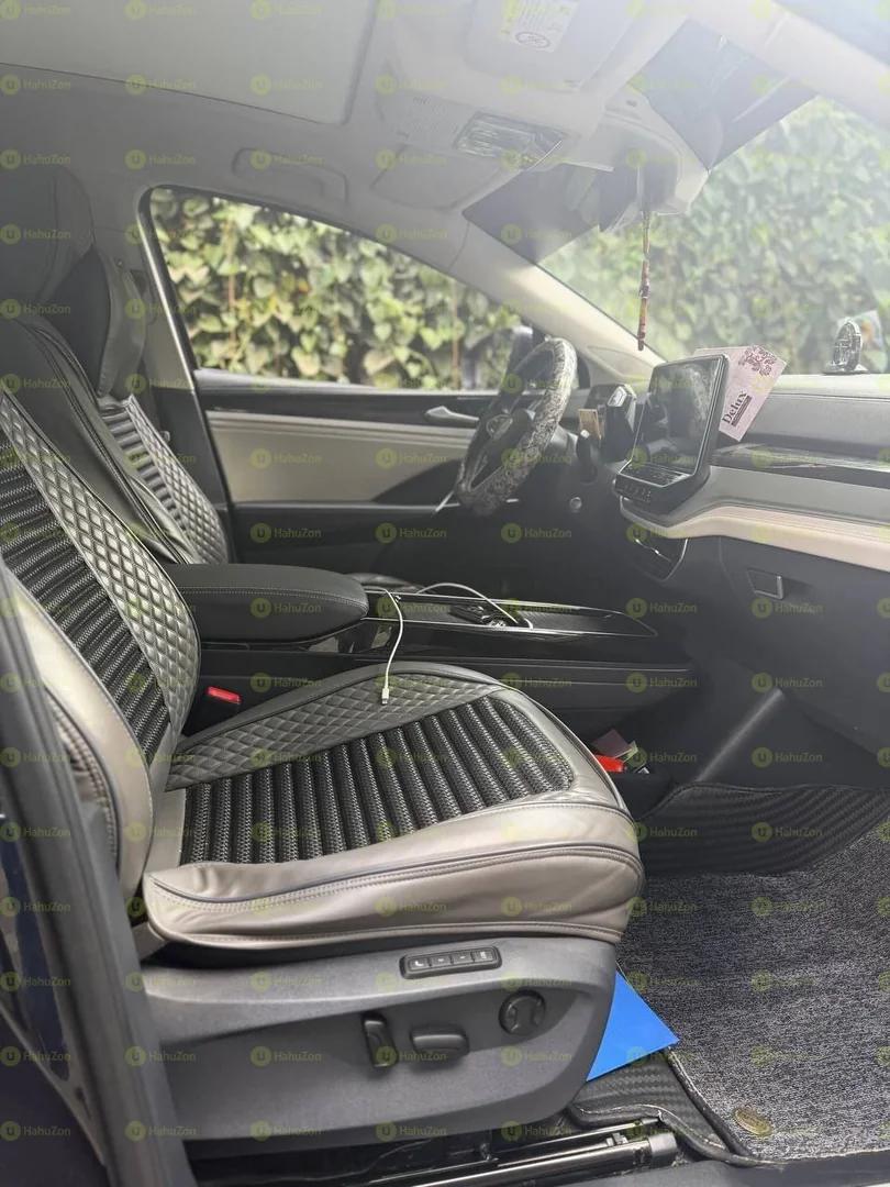 2022 Model-Volkswagen ID.6 Crozz Pro