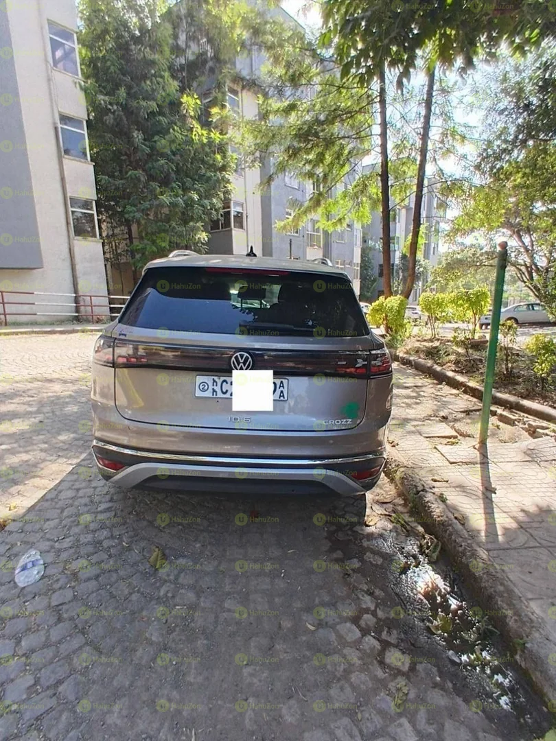 2023 Model-Volkswagen ID.6 Crozz Pro