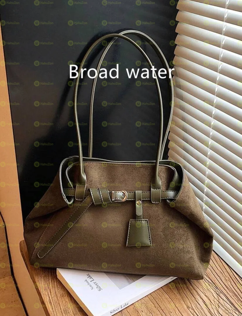 Fashionable Women's Bag