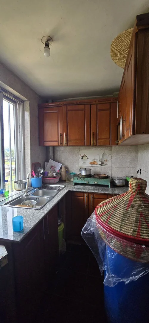 47 ካሬ የሚሸጥ የሚሸጥ 20/80 ኮንዶሚኒየም በሰሚት