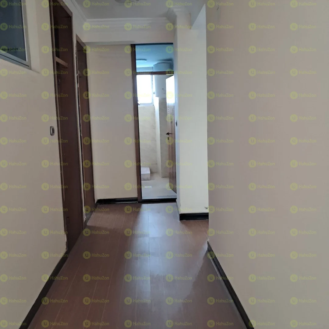 181 ካሬ የሚሸጥ አፓርትመንት በመገናኛ