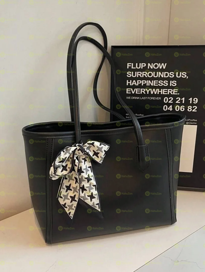 Fashionable Women's Bag