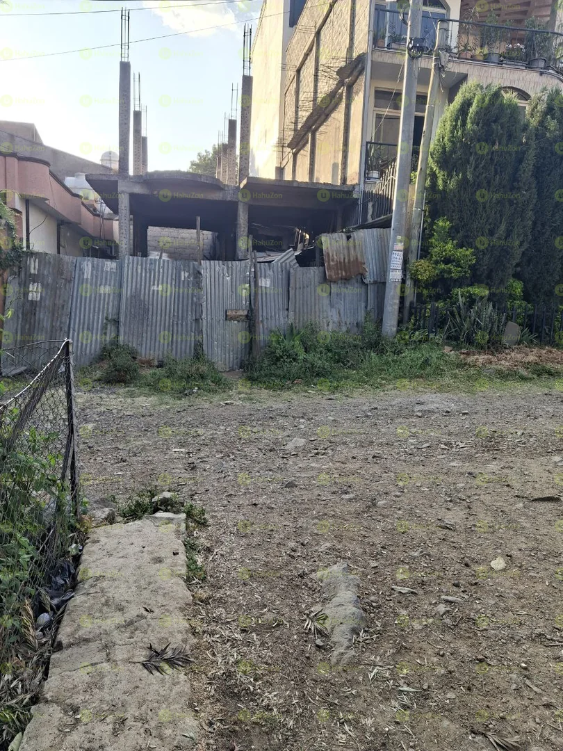 105 ካሬ የሚሸጥ ቤት በሰሚት