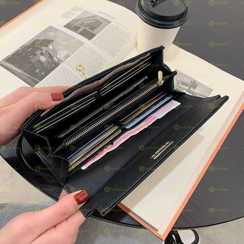 Elegant women’s Hand Wallet