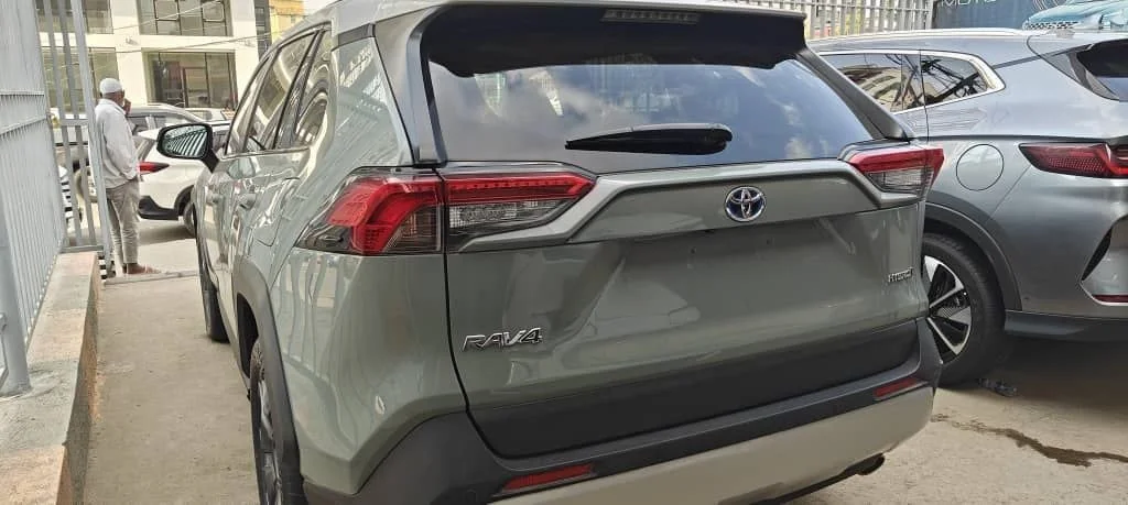 2023 Model-Toyota Rav 4