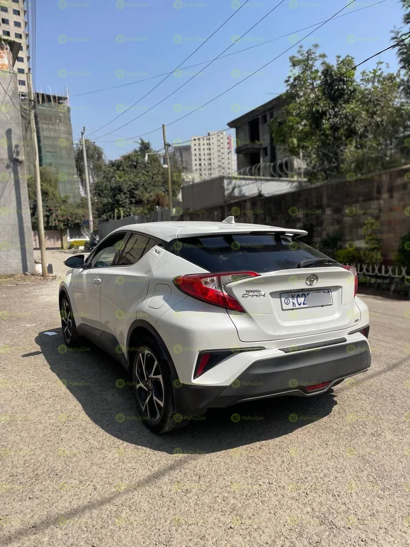 2021 Model-Toyota Ch-R