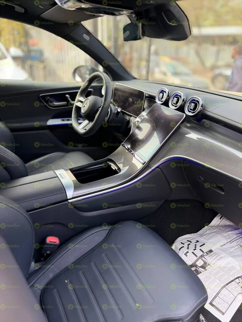 2023 Model-Mercedes-Benz GLC 400E