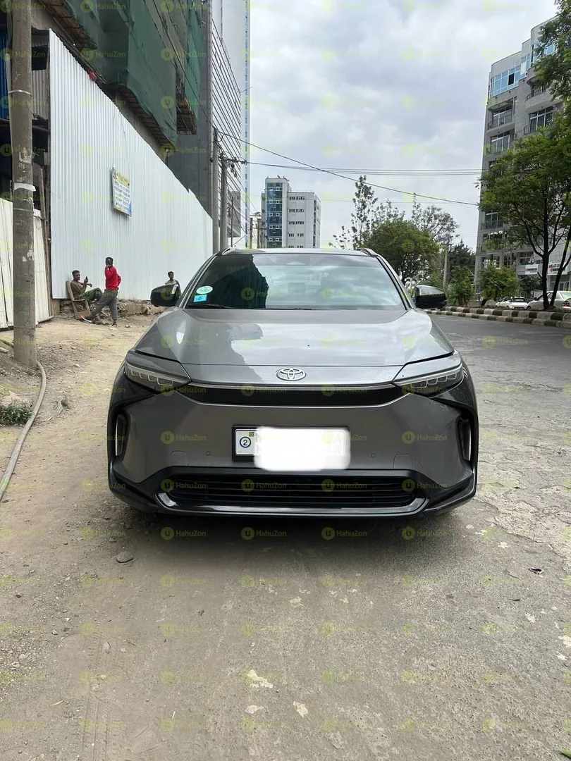 2023 Model-Toyota BZ4X (2WD)