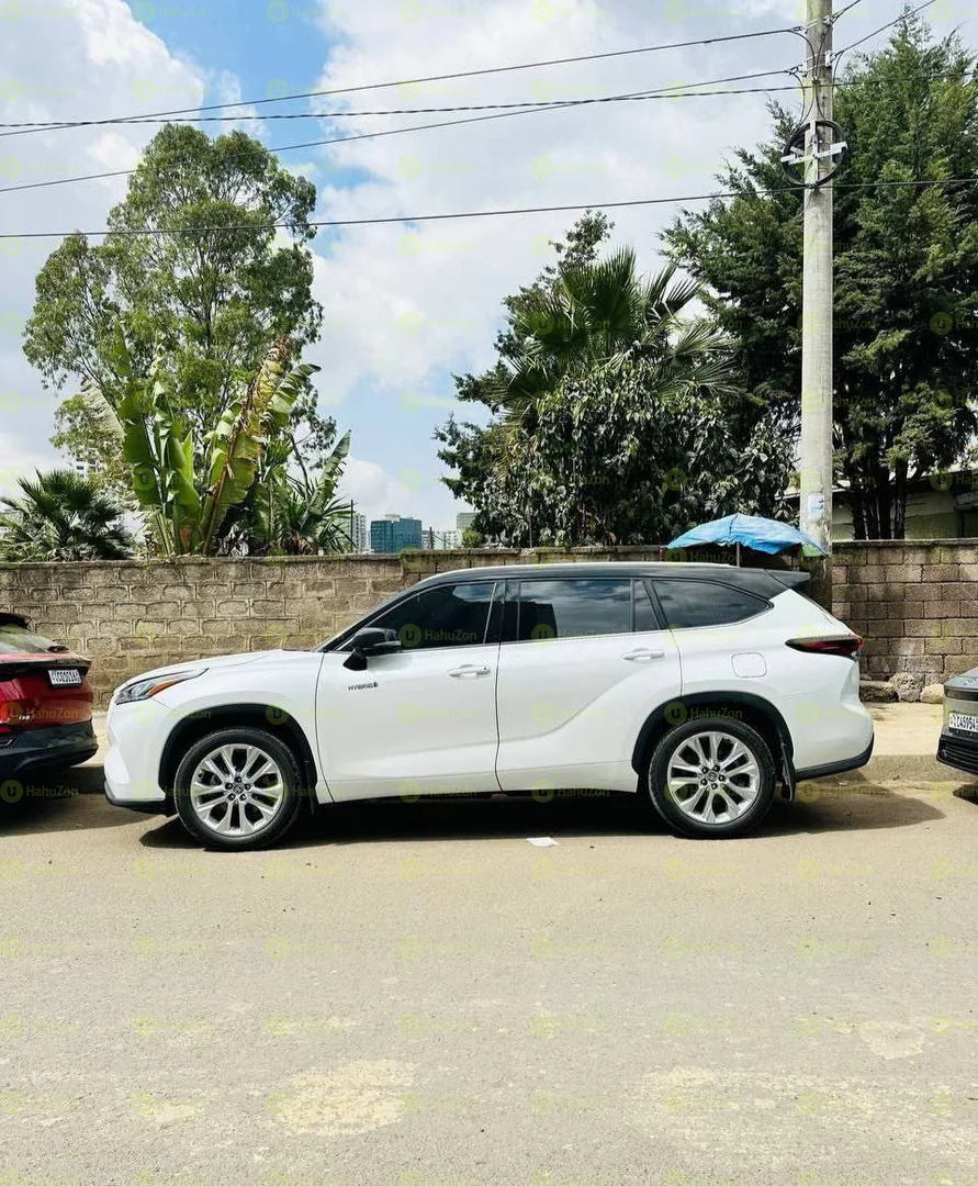2024 Model-Toyota Highlander Limited