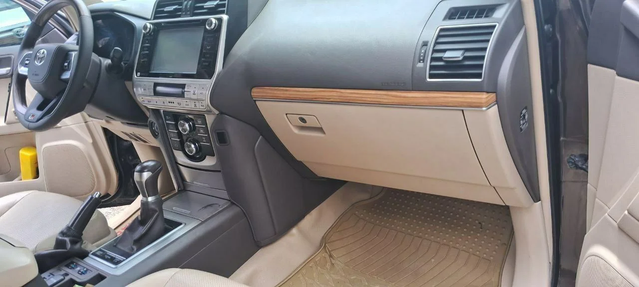 2021 Model-Toyota Land-Cruiser Prado