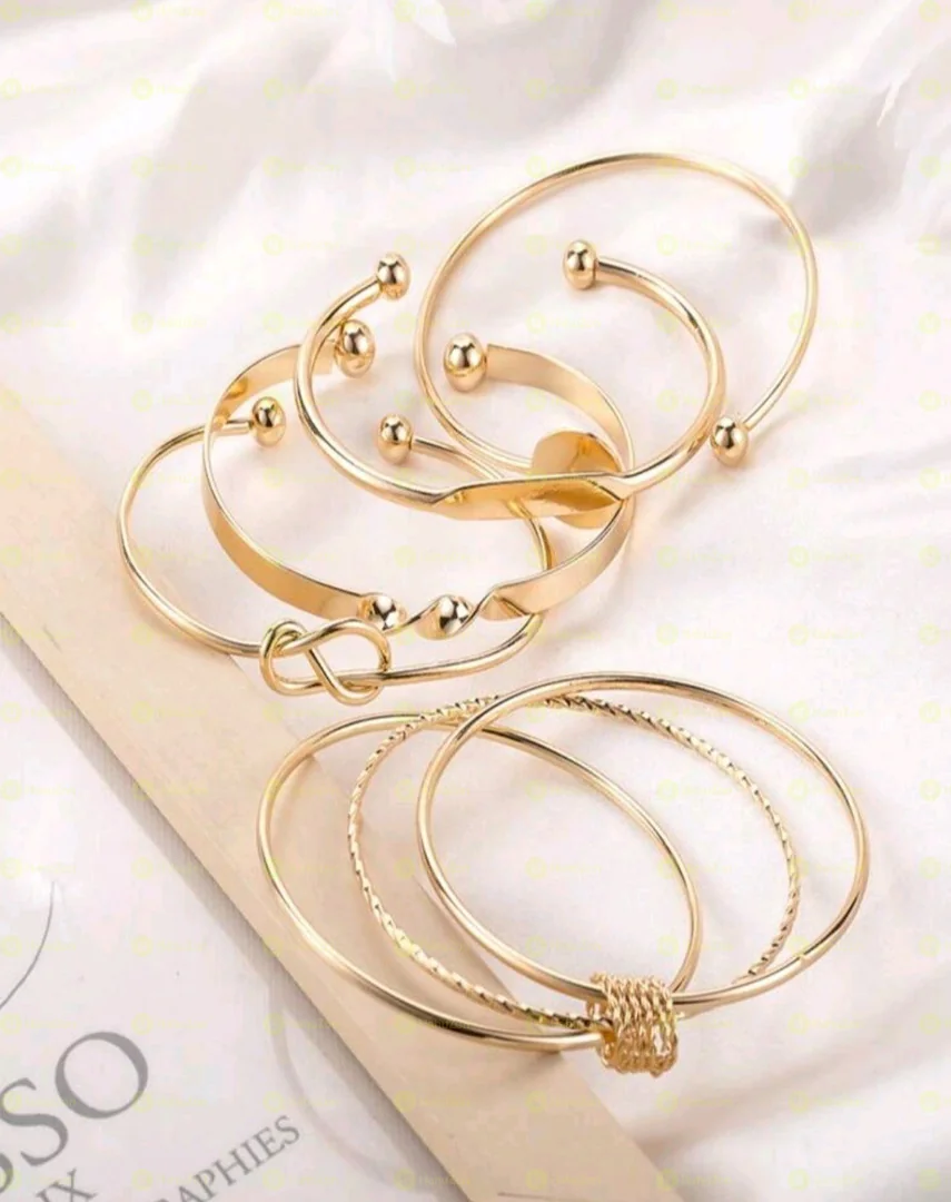 5 Set Cuff Bracelets