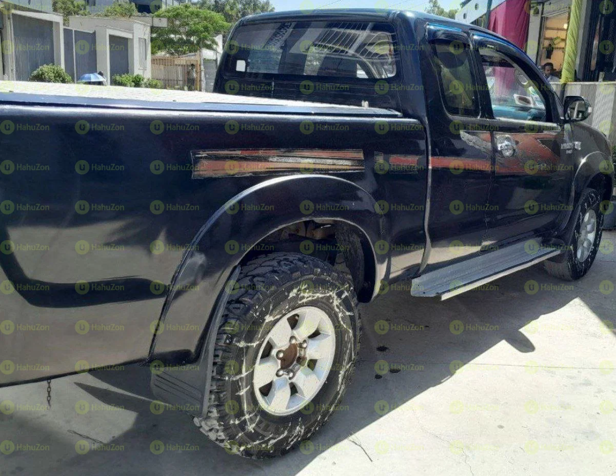 2008 Model-Toyota Hilux King Cap