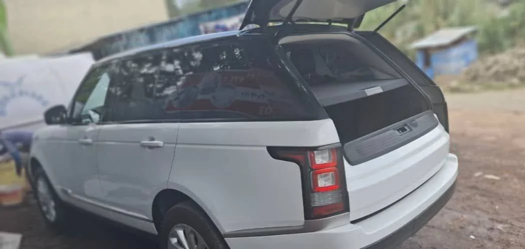 2019 Model-Land Rover Range Rover Vogue
