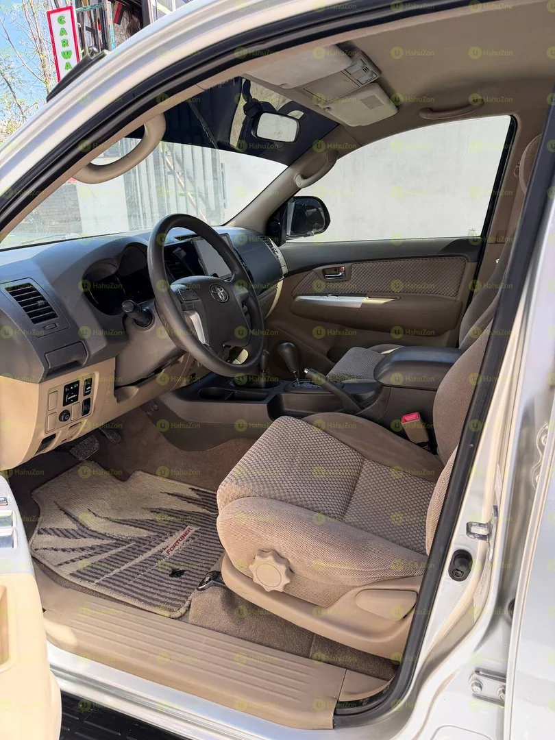 2013 Model-Toyota Fortuner