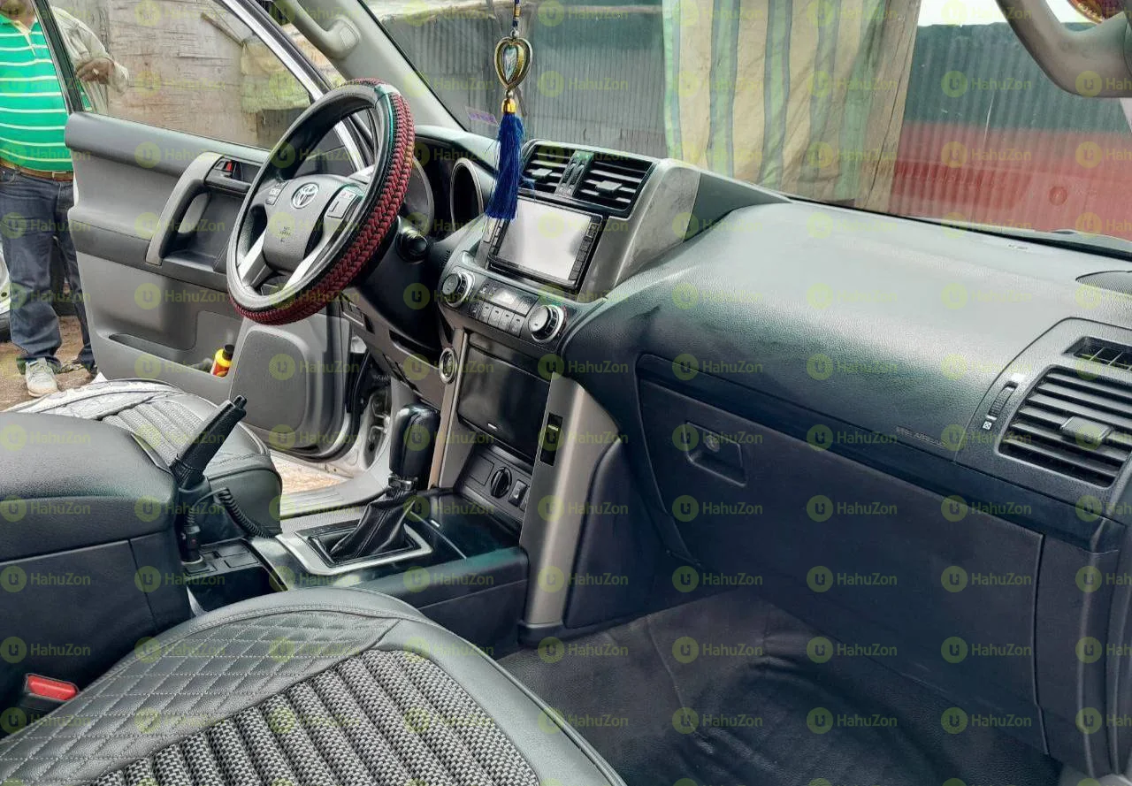 2013 Model-Toyota Landcruiser Prado