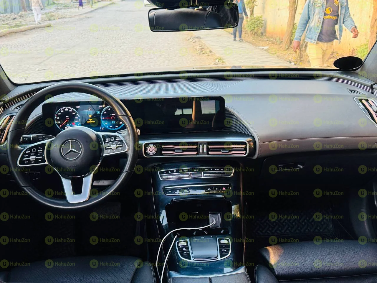 2022 Model-Mercedes Benz EQC