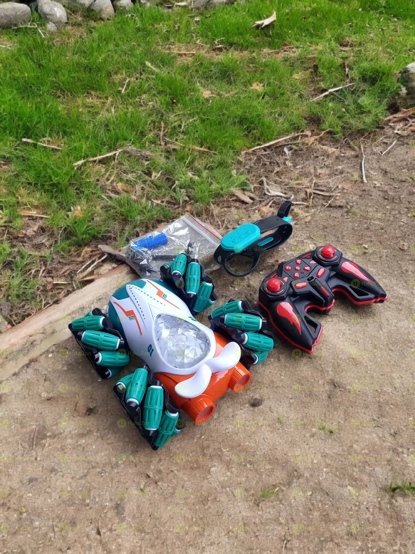 Stunt Kids Toy Car With Gesture Controller