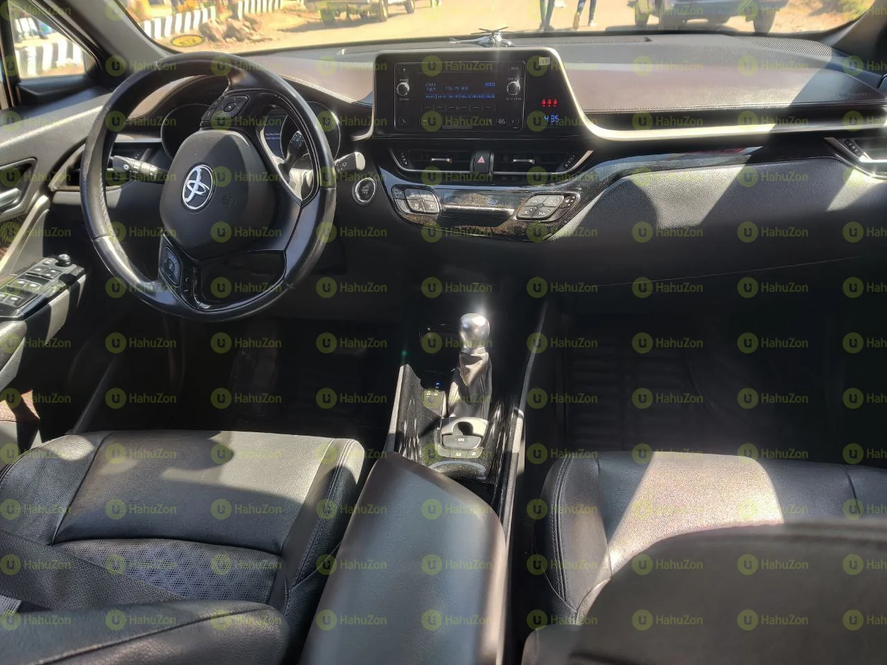 2020 Model-Toyota Ch-R