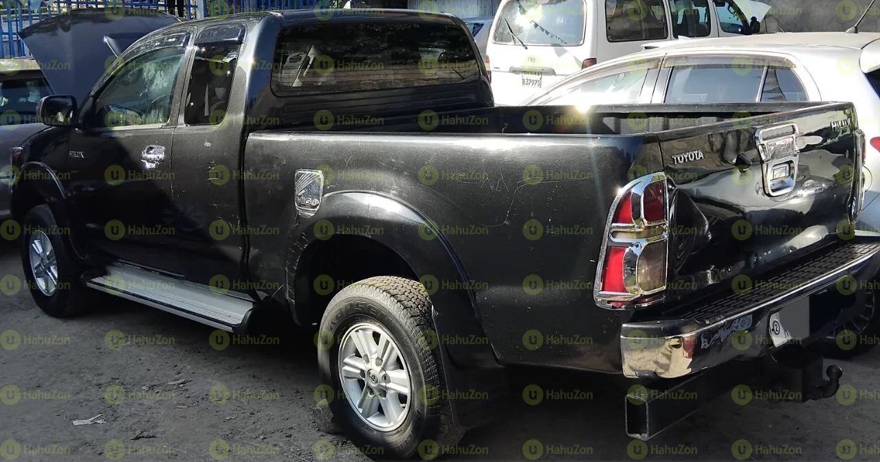 2012 Model-Toyota Hilux