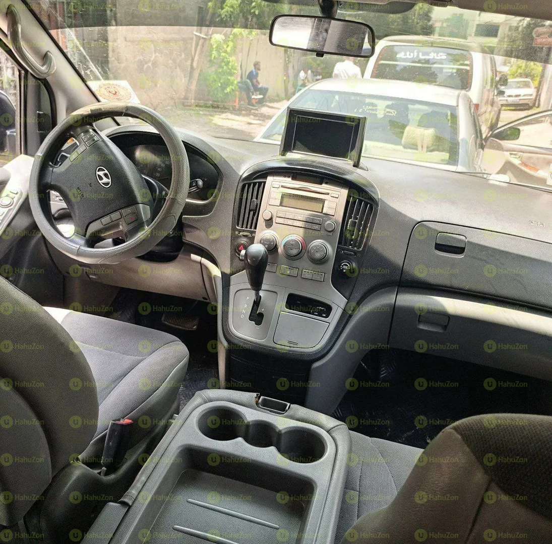 2011 Model-Hayundai Starex