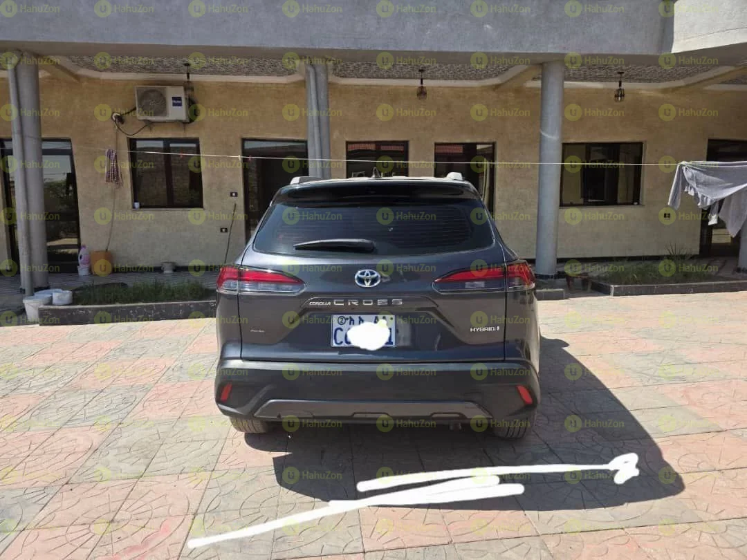 2023 Model-Toyota Corolla Cross