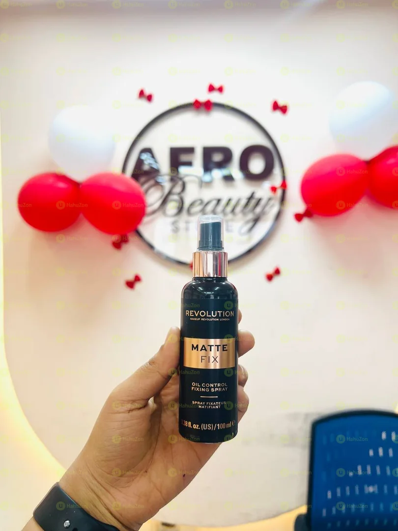 Revolution Matte Fix Setting Spray