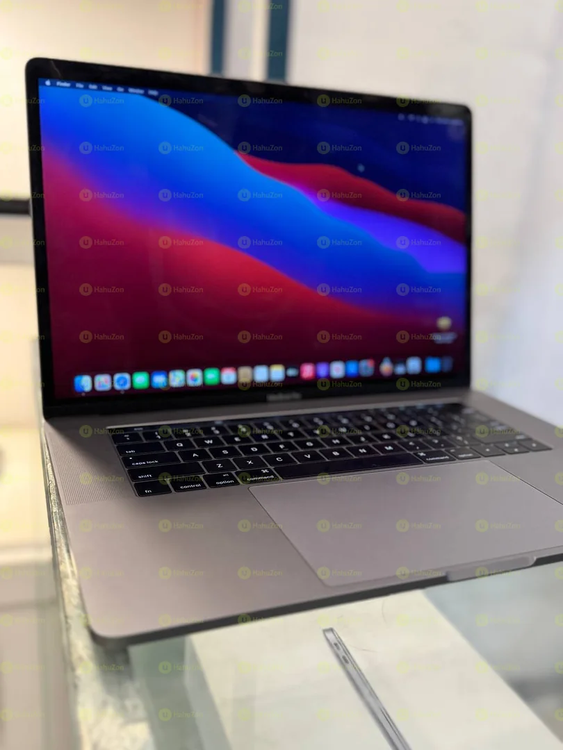 Apple Macbook PRO 2016