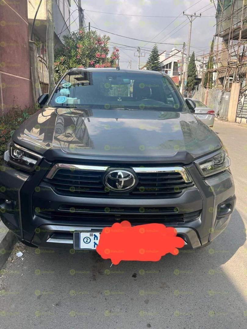 2021 Model-Toyota Hilux Invincible X-Cab