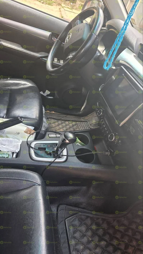 2020 Model-Toyota Hilux Double-Cab