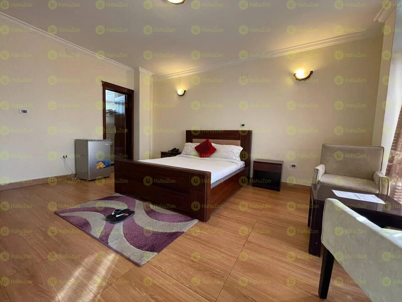 190 ካሬ የሚሸጥ G+5 ገስታውስ በቦሌ