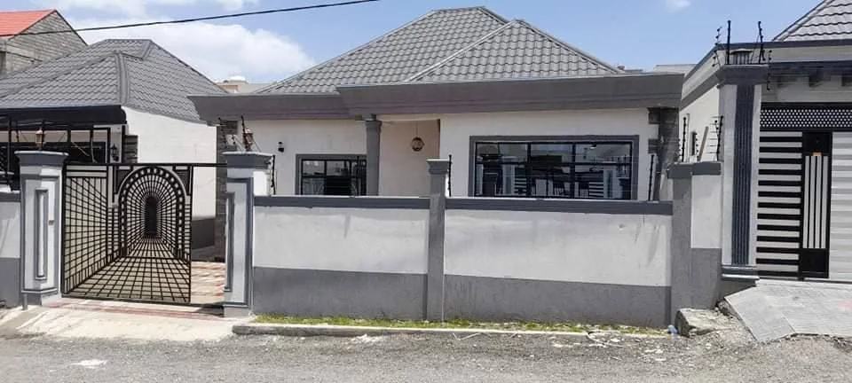 250 ካሬ የሚሸጥ ዘመናዊ ቪላ ቤት በአያት ኮንፓውንድ