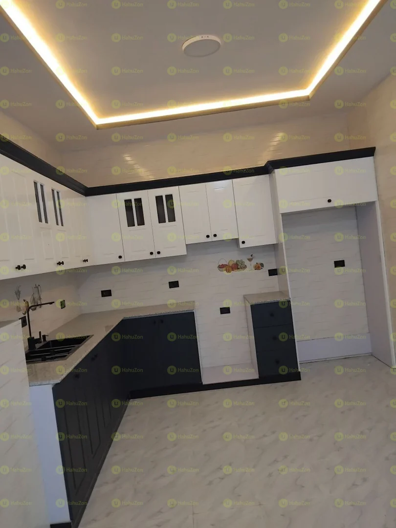 250 ካሬ የሚሸጥ ጂ+2 ቤት በአያት