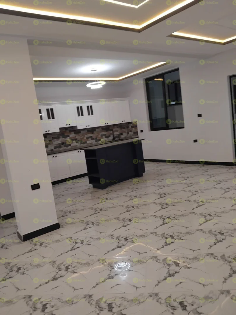 250 ካሬ የሚሸጥ ጂ+2 ቤት በአያት