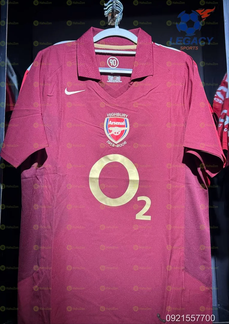 Arsenal 2005/2006 Home Retro Jersey
