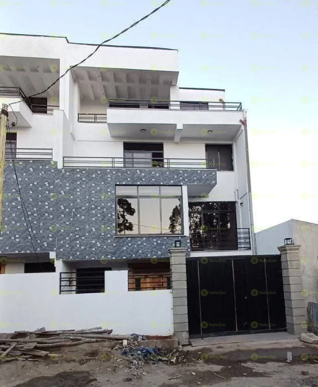 165 ካሬ የሚሸጥ G+3 ቤት በሰሚት ጎላጎል
