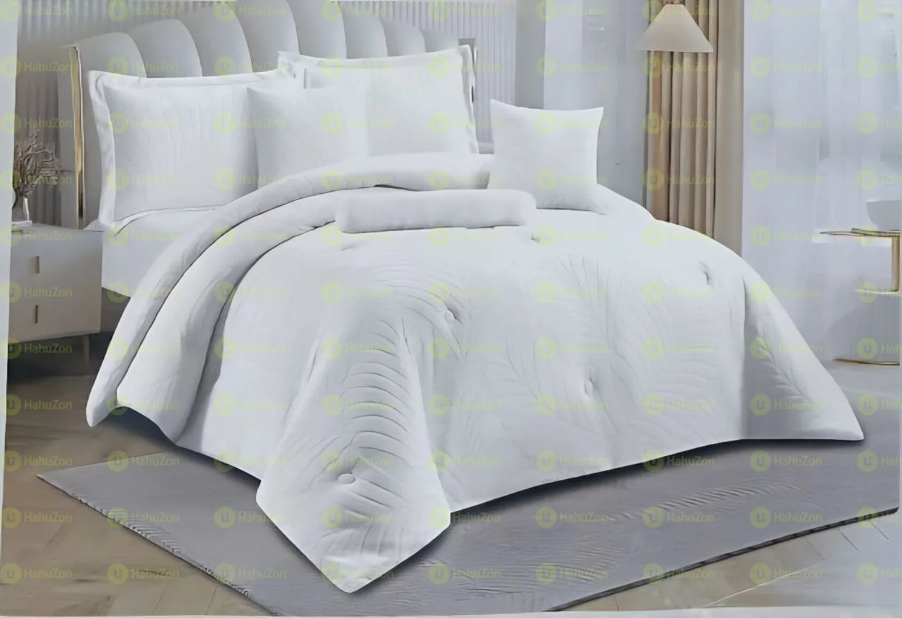 Seven Pcs Comforter Set