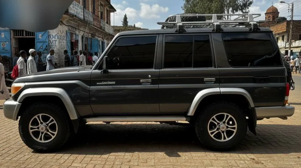 2009 Model-Toyota LandCruiser