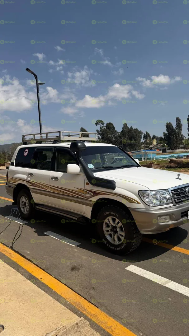2003 Model-Toyota LandCruiser 105