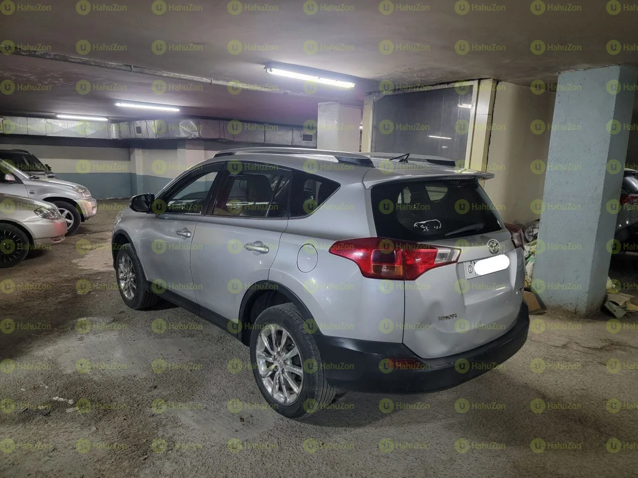 2015 Model-Toyota Rav4