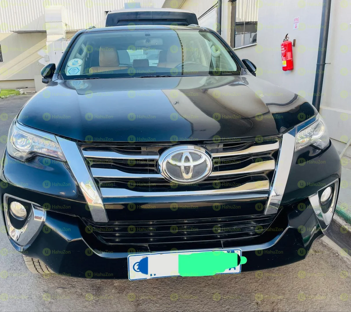 2017 Model-Toyota Fortuner