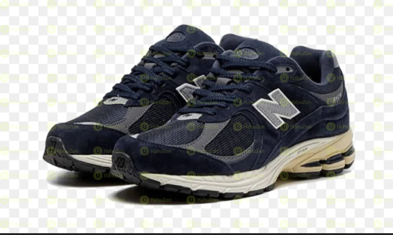 New Balance 2002 R Women's Shoes