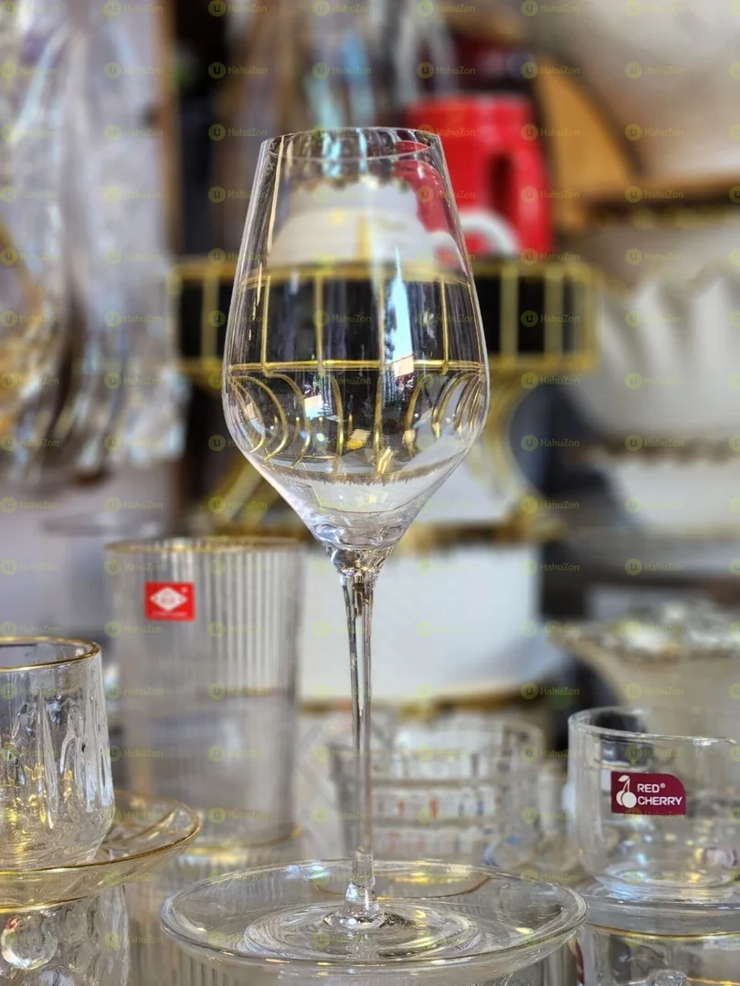 ተለቅ የሻምፓይን ብርጭቆ