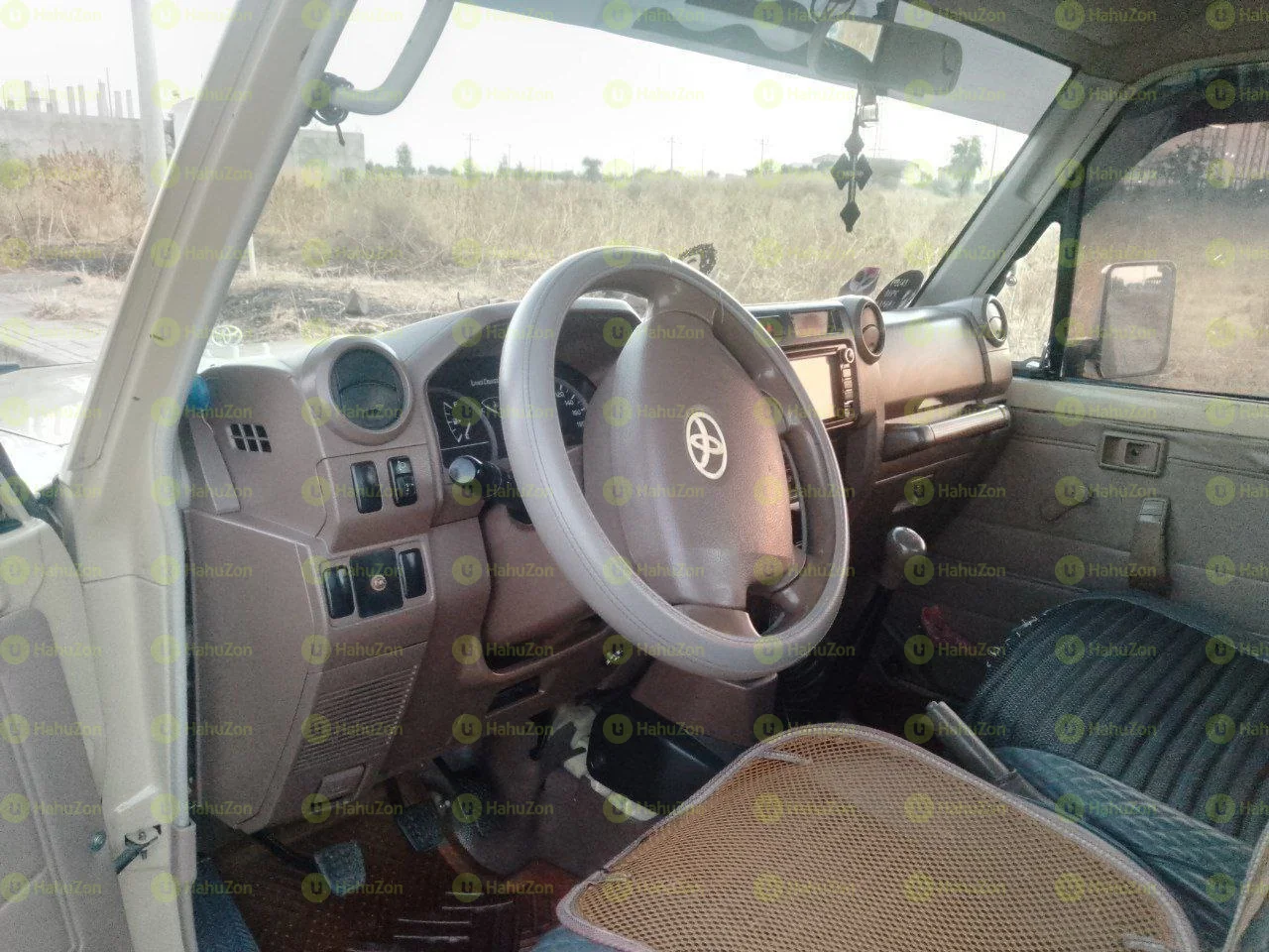 2012 Model-Toyota Land Cruiser Single Cap