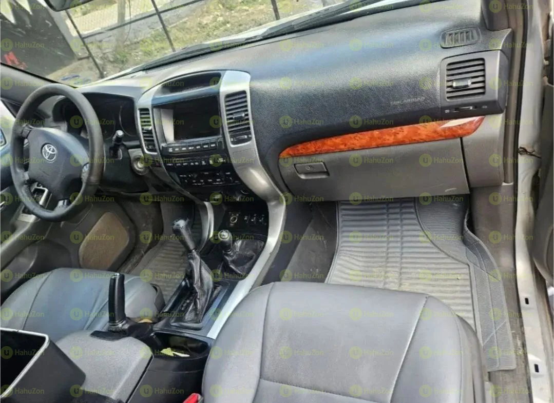 2005 Model-Toyota Prado