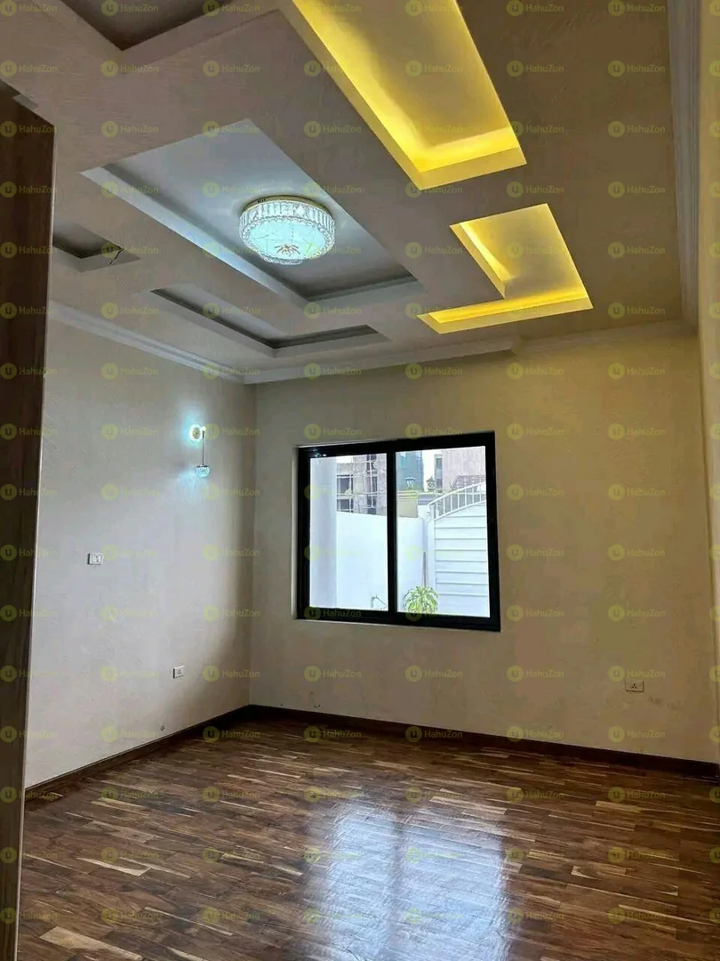 250 ካሬ የሚሸጥ ቪላ ቤት በየረር አለማየው አካባቢ